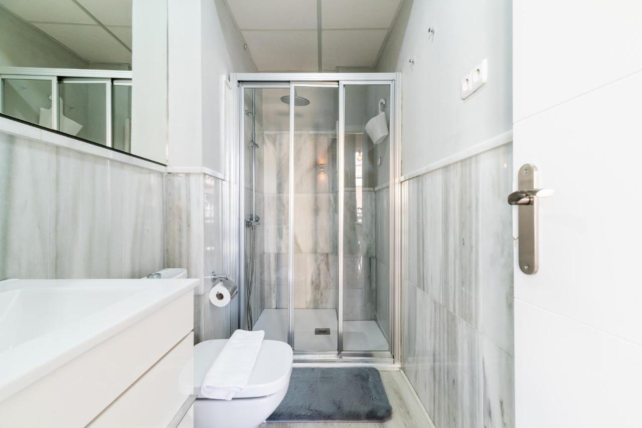 Precioso Piso En Pleno Centro De Granada Appartement Buitenkant foto