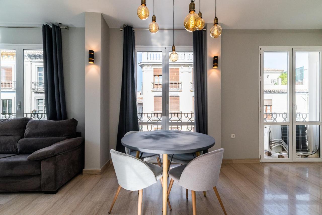 Precioso Piso En Pleno Centro De Granada Appartement Buitenkant foto